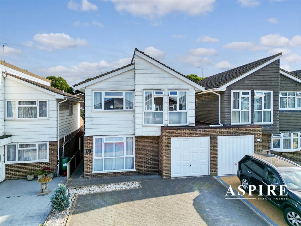 4-bed detached on 20, Bartley Close, £460,000