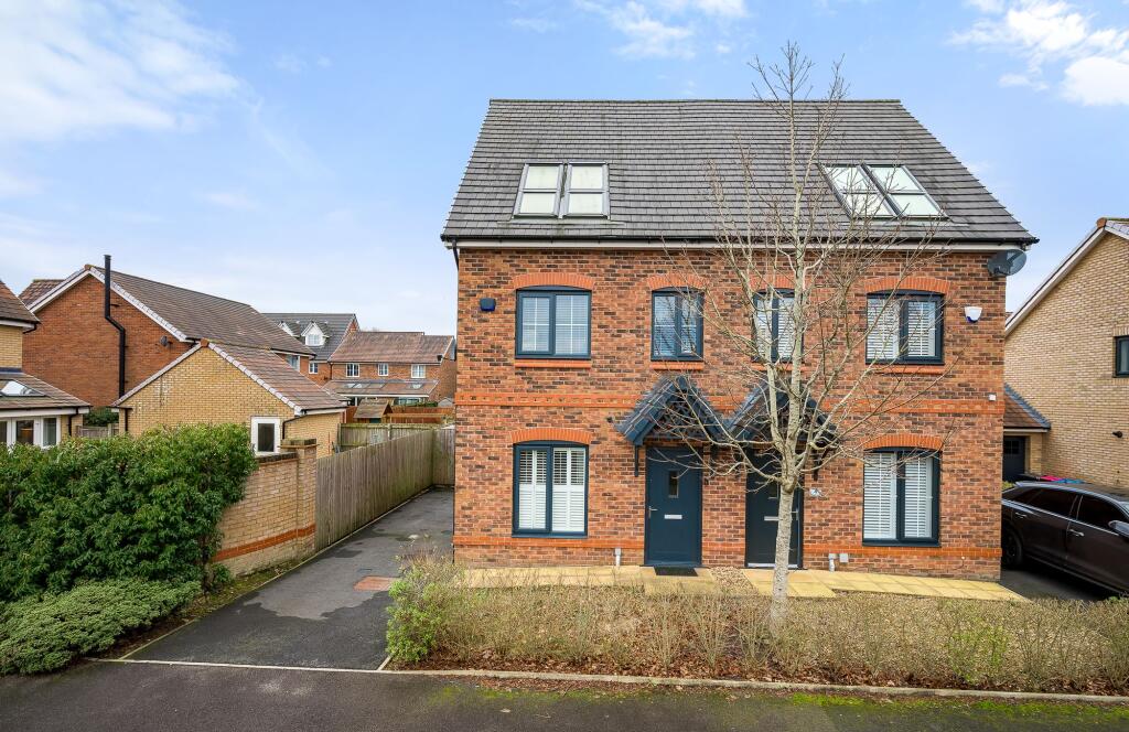 Main image of property: Meadow View, Worsley, M28