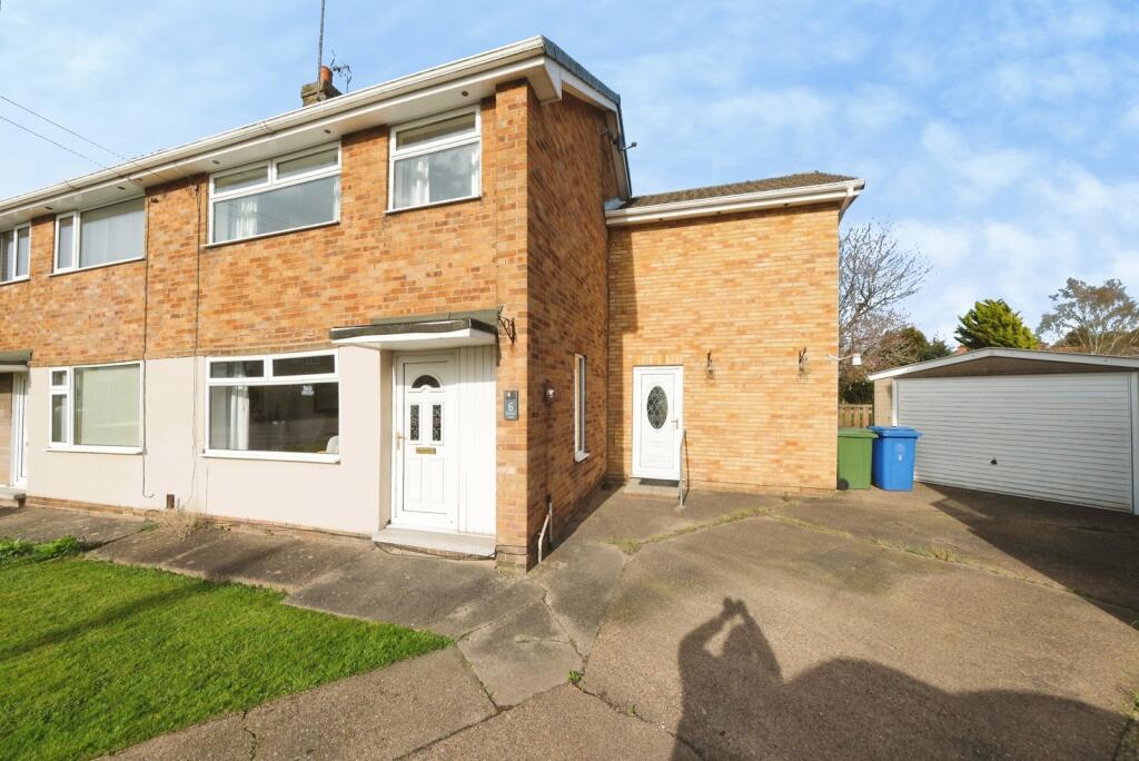 Main image of property: Salisbury Close, Mansfield Woodhouse, Mansfield, Nottinghamshire, NG19