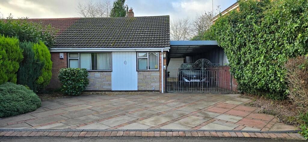 Main image of property: Fair Isle Drive, Nuneaton, Warwickshire, CV10