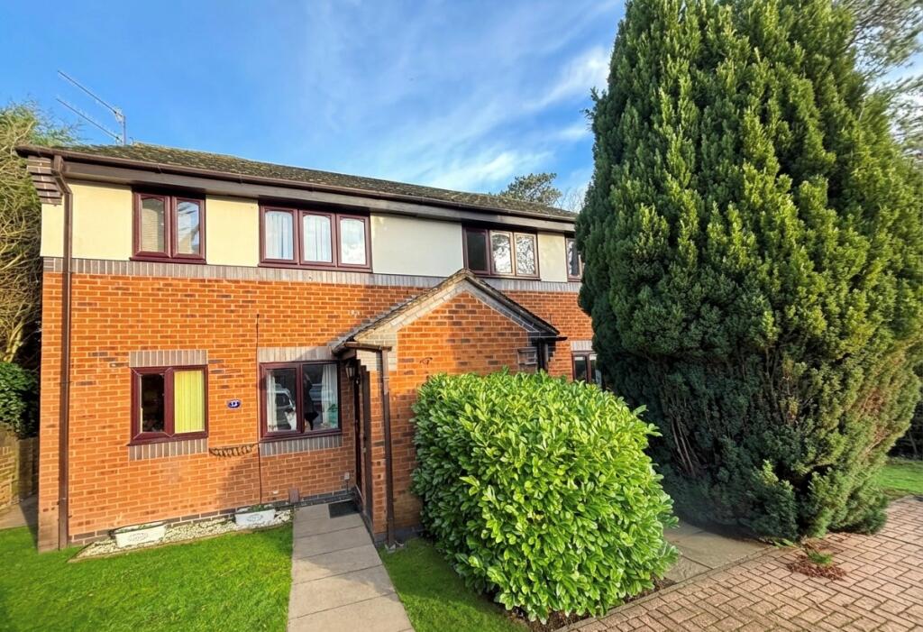 Main image of property: Paddock Lane, Stratford Upon Avon, CV37 9JE