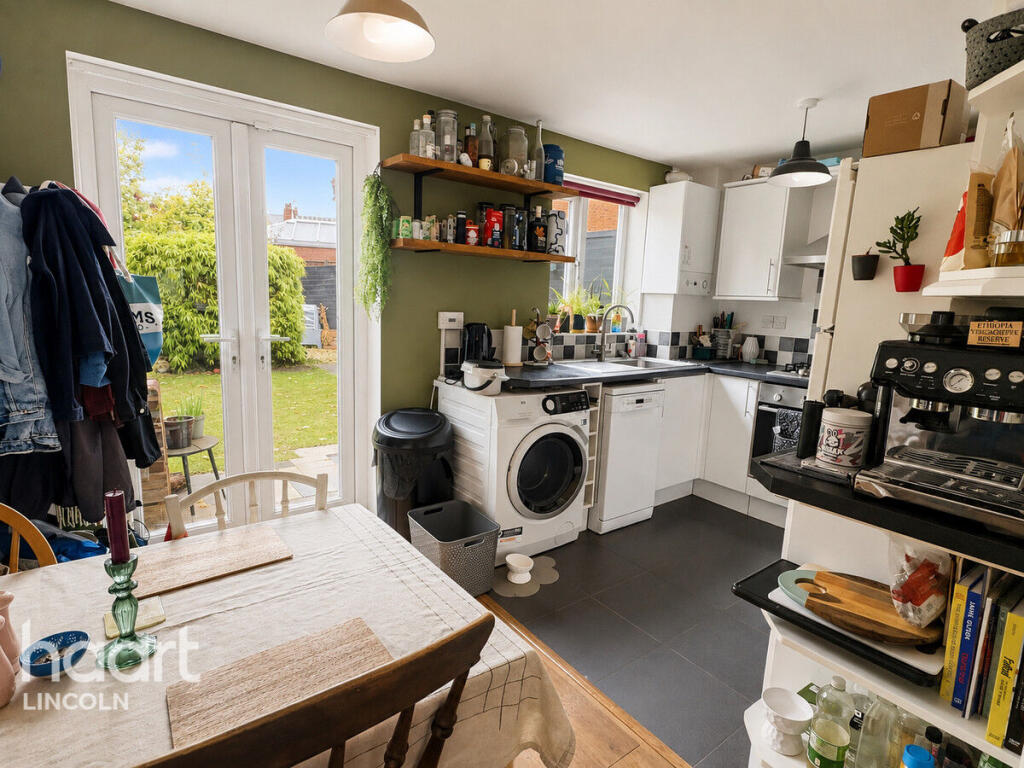 House in Lincoln, Lincolnshire - View 5