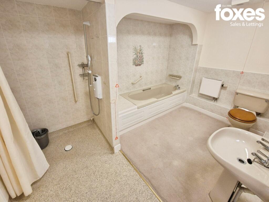 Additional image 10 of Melton Court, 37 Lindsay Road, Poole, Dorset, BH13 6BH