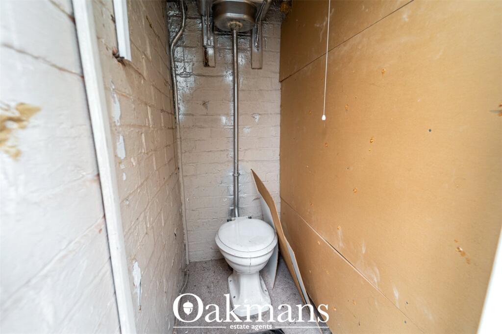 House in Birmingham, Stockland Green - More