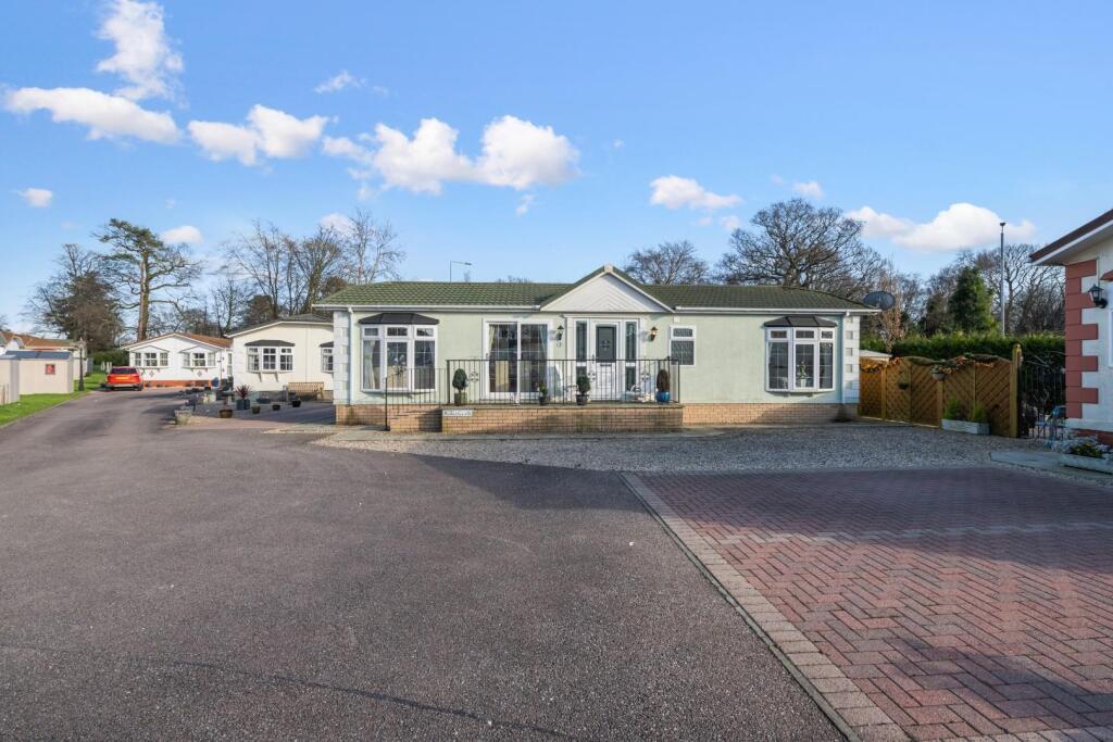 Main image of property: Woodlands End, Dunnikier Park, Kirkcaldy