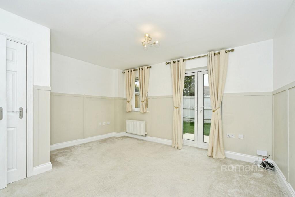 House in Swindon, Haydon Wick - View 2