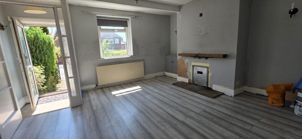 Barnsfold Road, Marple photo 2