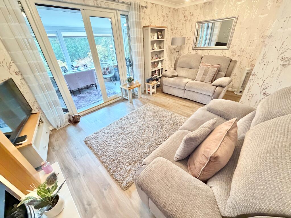 House in Ellesmere Port, Westwood Park - View 5