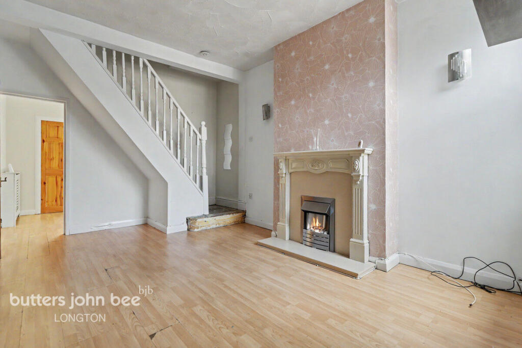 House in Stoke-on-Trent - View 5