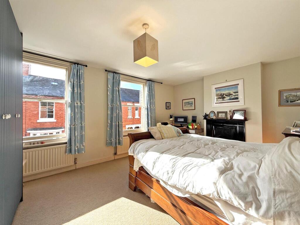 House in Shrewsbury, Sutton Park - More