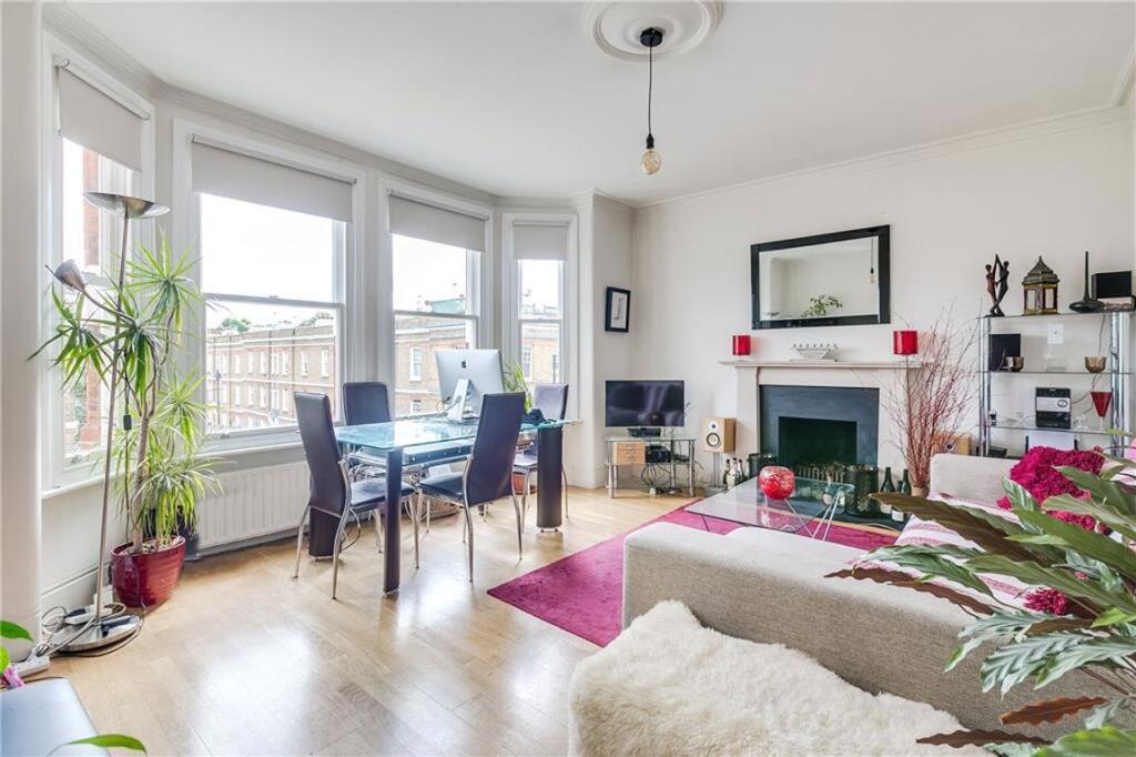 Main image of property: Munster Road, London