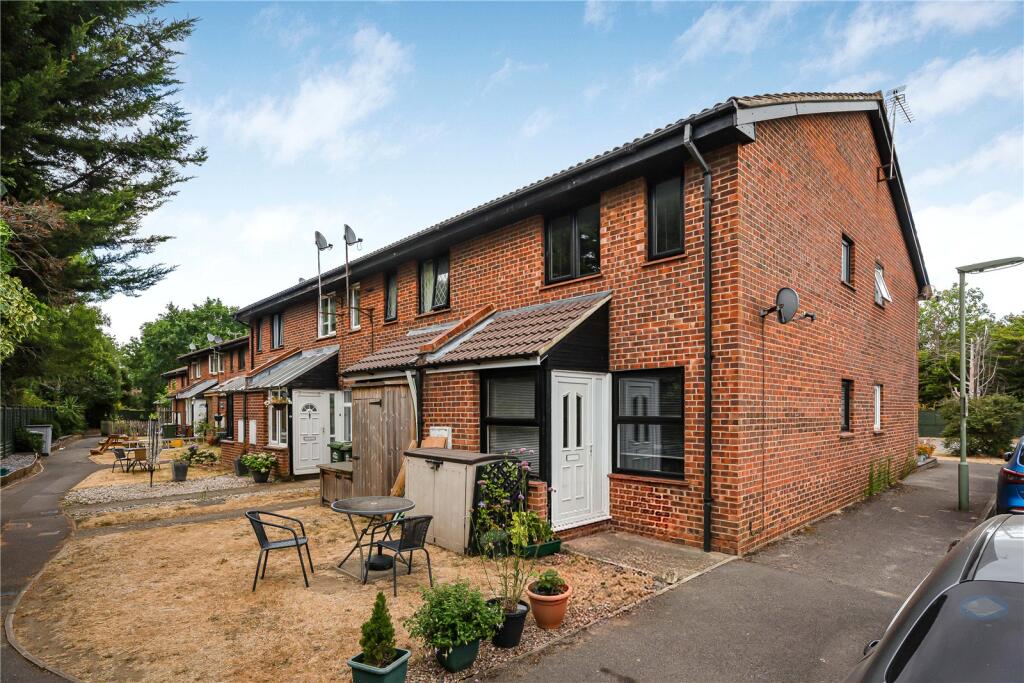 Main image of property: Kelly Close, Shepperton, Surrey, TW17
