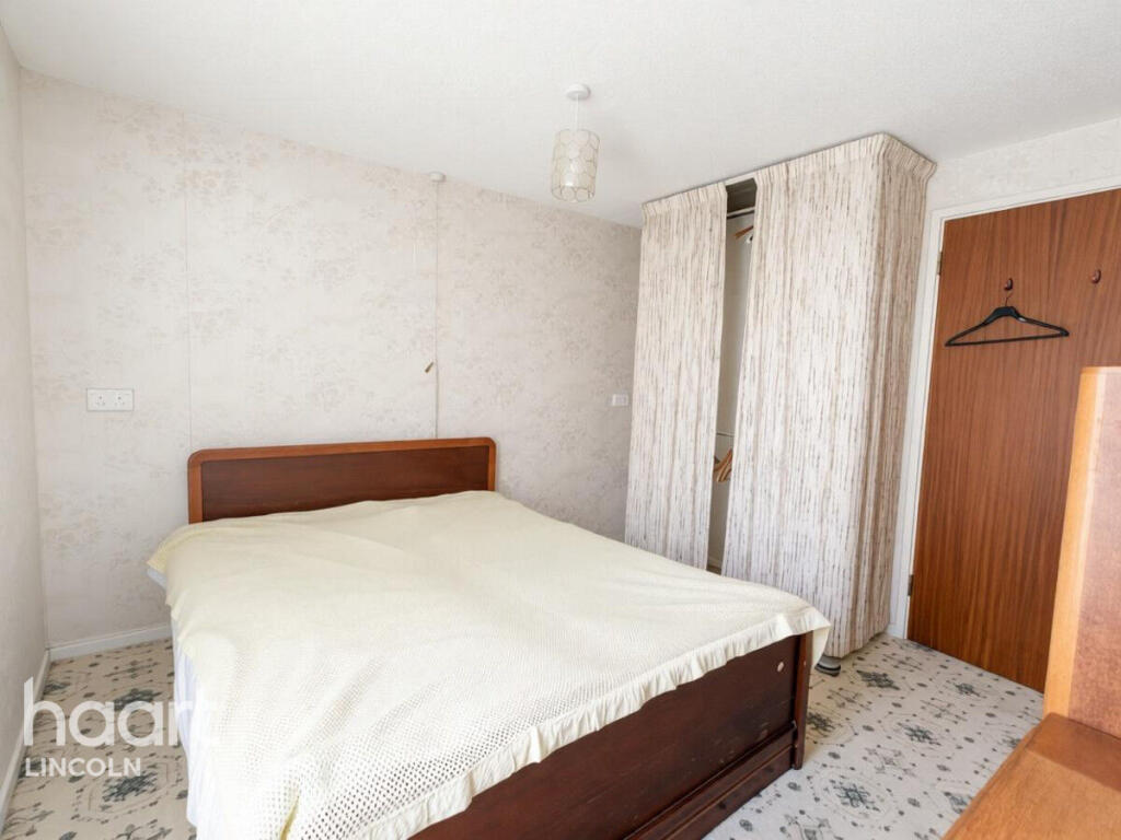 Apartment in Lincoln, New Boultham - More