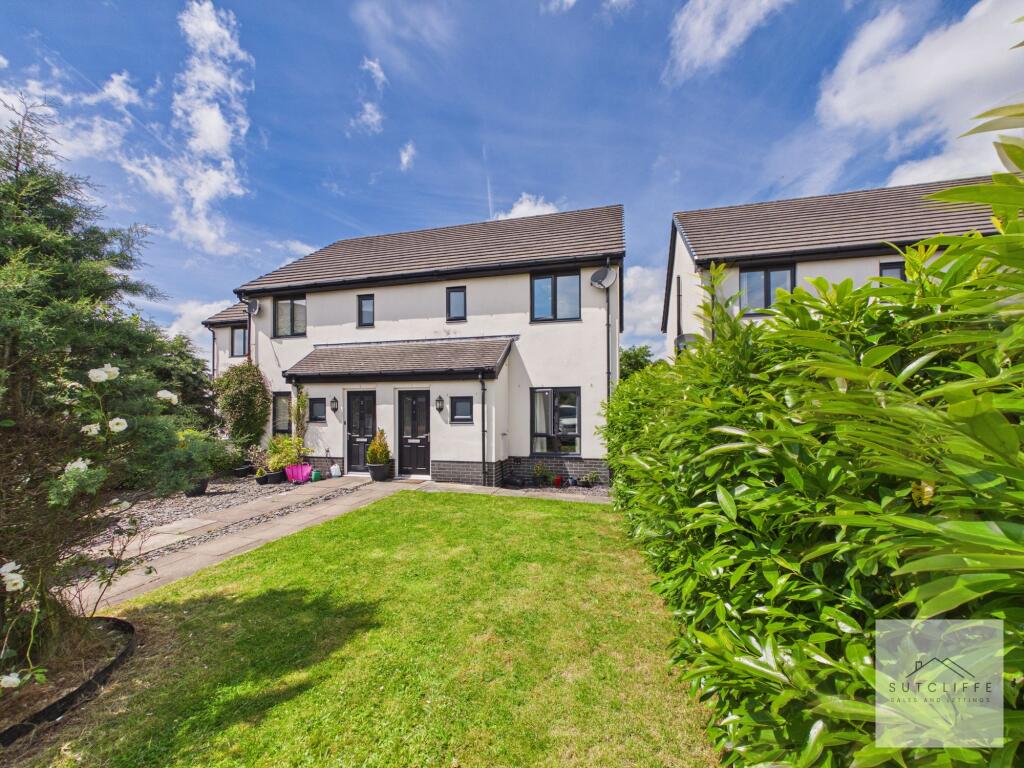 3-bed semi-detached on Pincroft Close, Catterall, PR3, £230,000