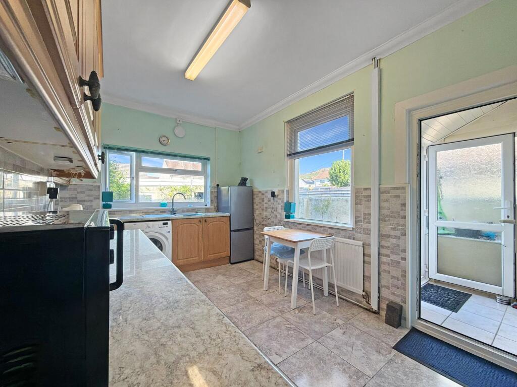 House in Trethomas, Bedwas, Trethomas and Machen - More