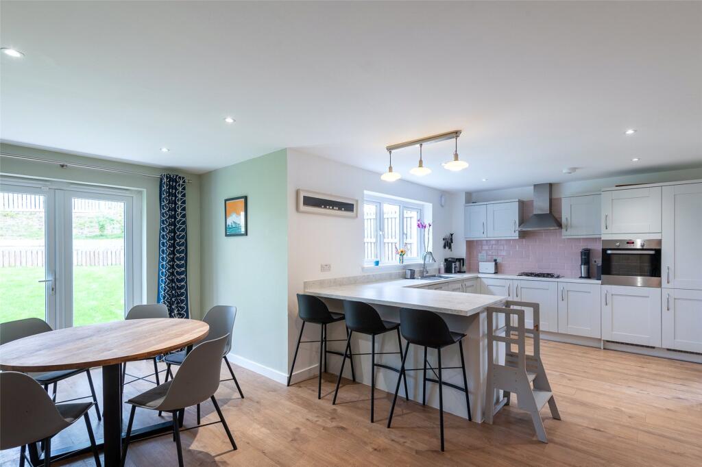 House in Dundee - View 5