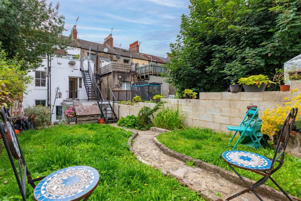 Property photo 10