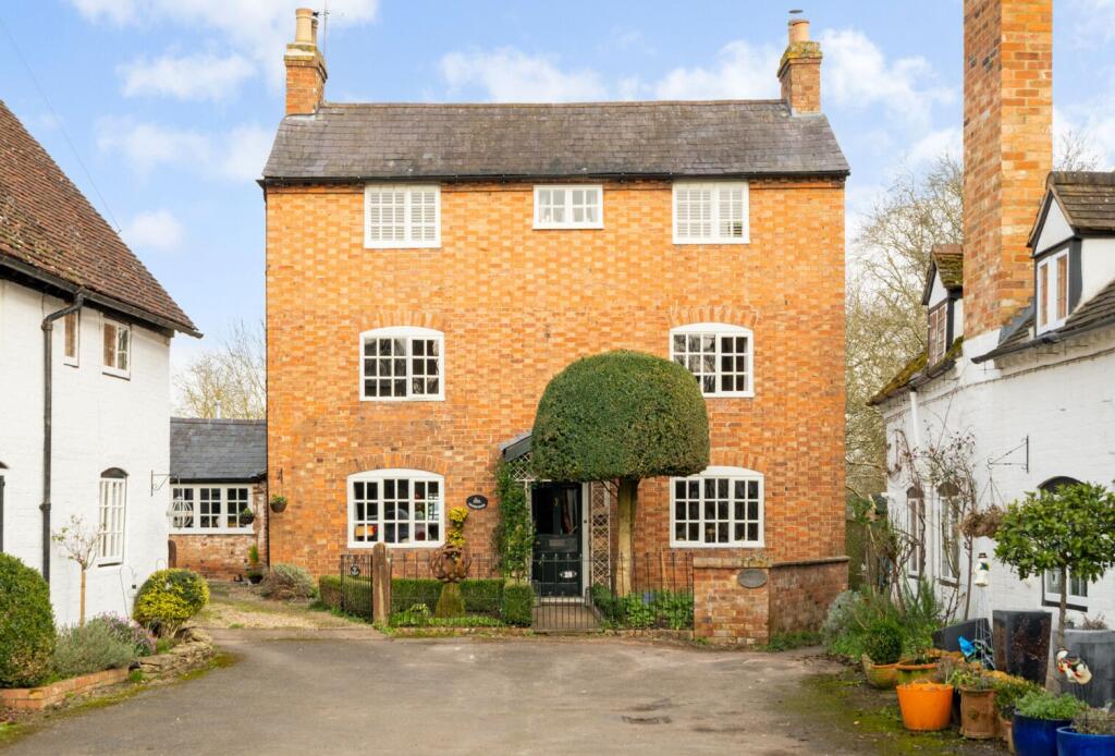 Main image of property: The Square, Clifford Chambers, CV37