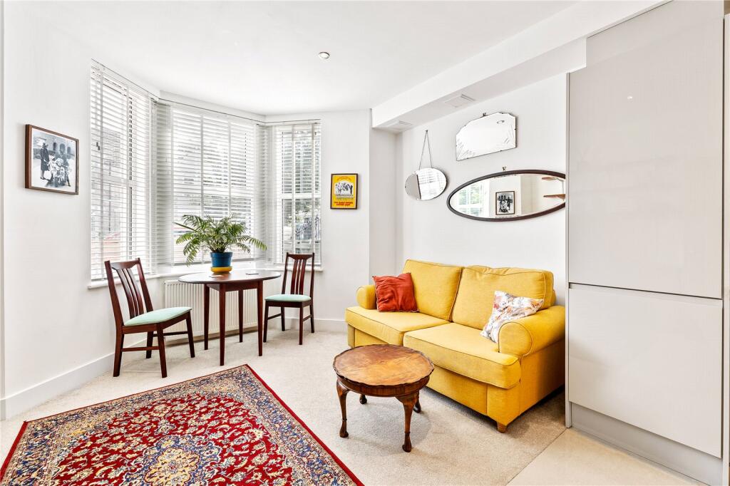Apartment in Brighton - More