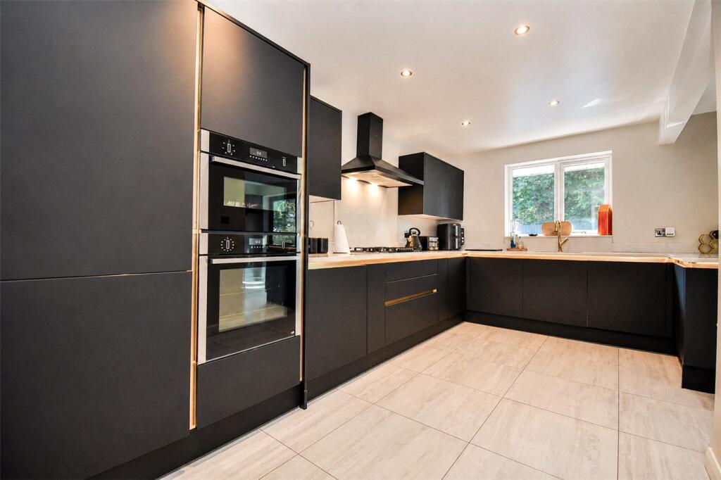 House in Prenton, Noctorum - View 6