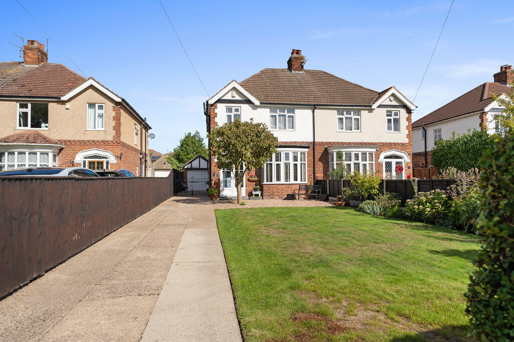 Main image of property: Edge Avenue, Grimsby