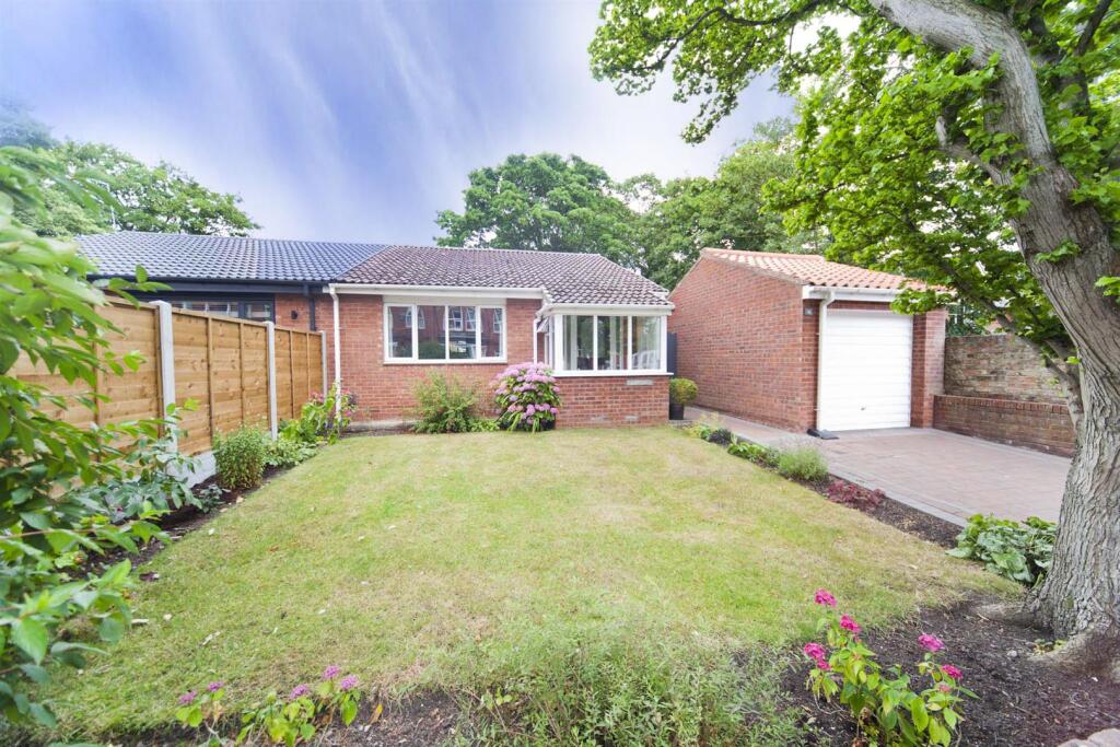 House in Stockton-on-Tees - View 3