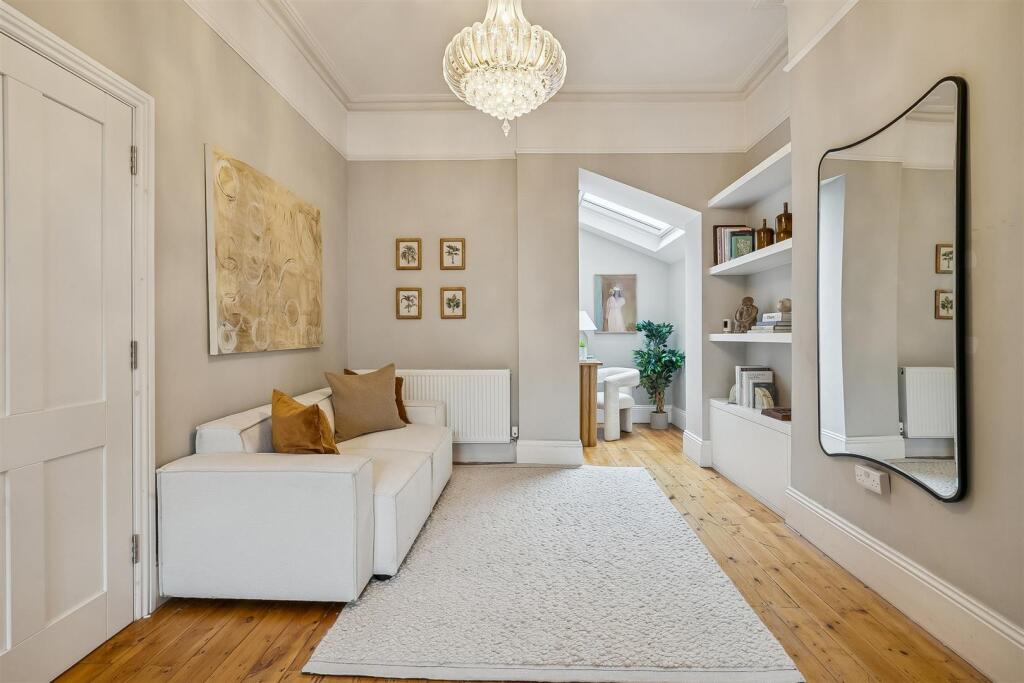 House in London - View 4