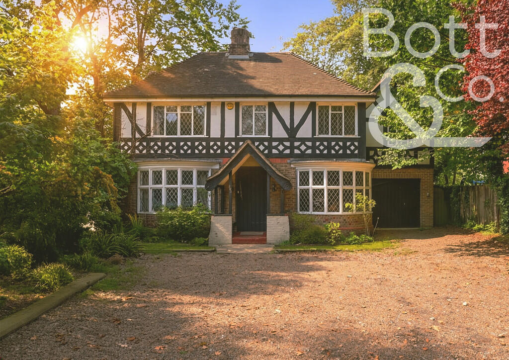 5-bed detached on London Road, Brighton, £1,000,000