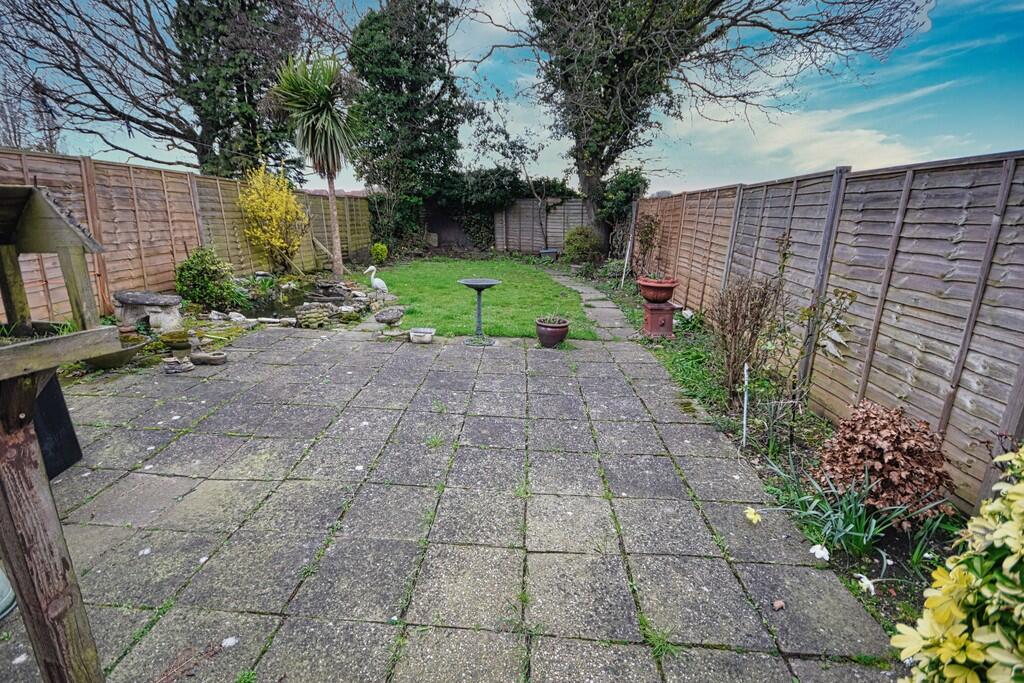 House in Solihull, Ulverley Green - View 4