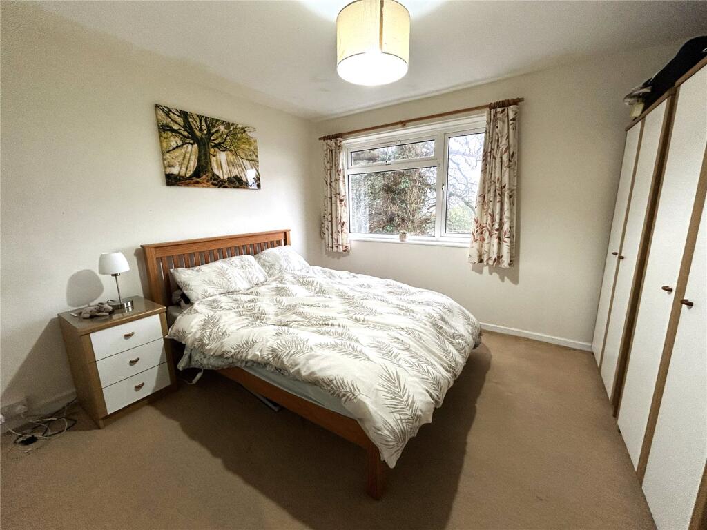 Apartment in Bristol - View 5