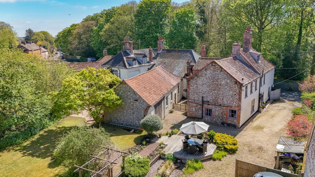 Main image of property: Chequers Street, Docking