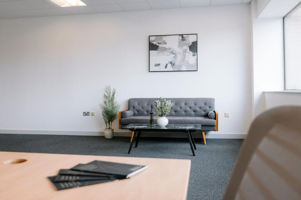 500 sqft office