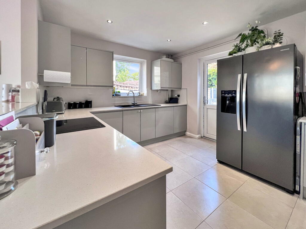 House in Romford - View 3