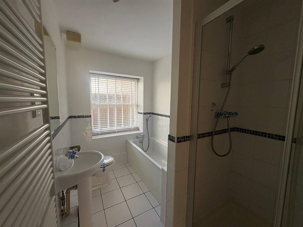 Apartment in Brighton - View 4