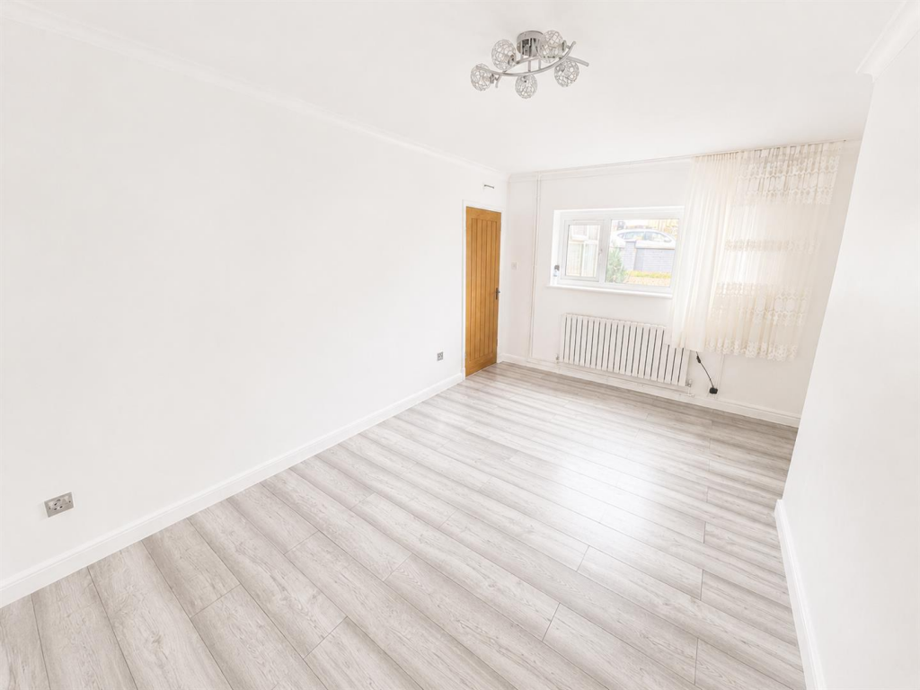 House in Northampton - View 3