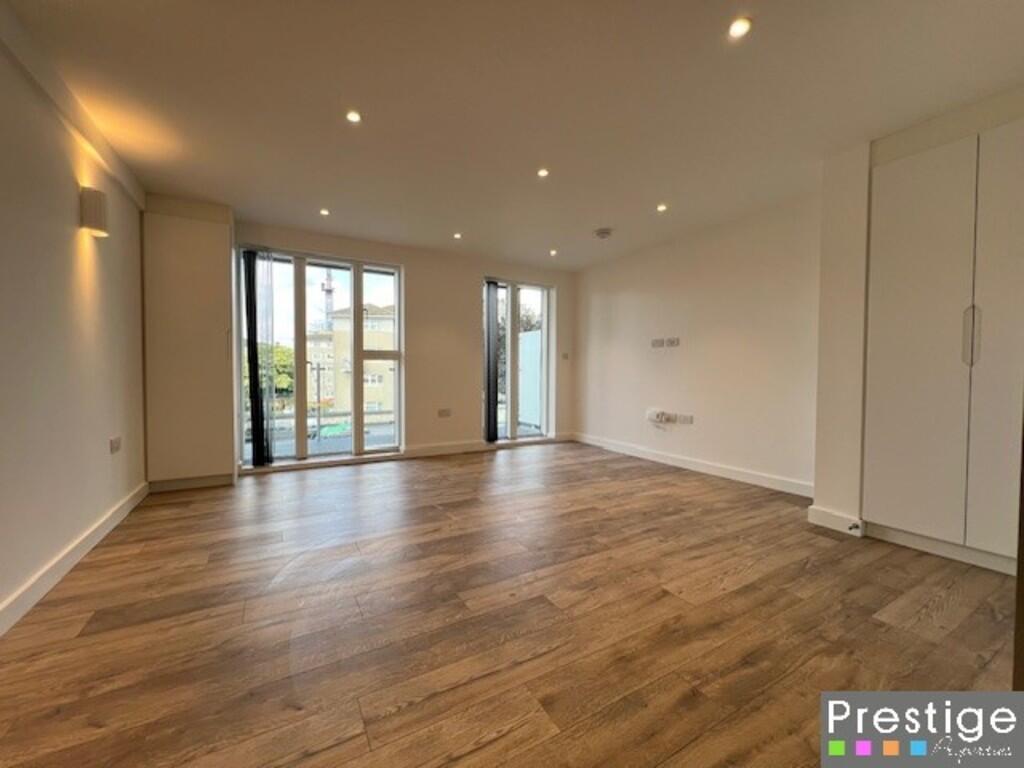 Apartment in London - View 2