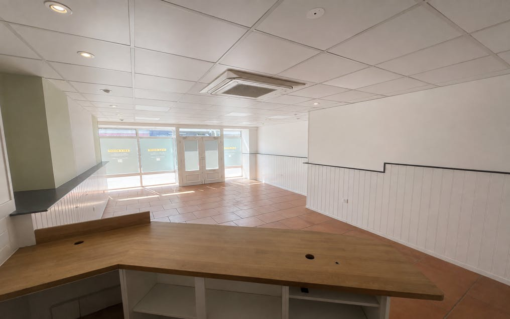 89 Warwick Street internal 2 edited.png