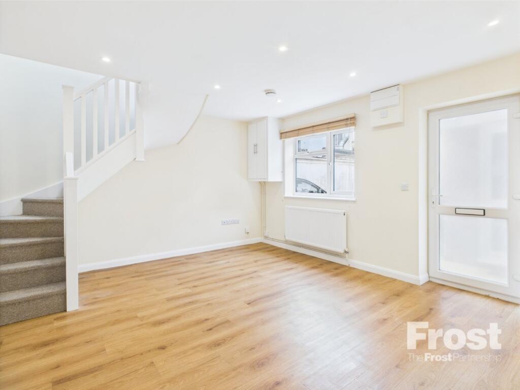 Main image of property: Station Road, Gerrards Cross, Buckinghamshire, SL9