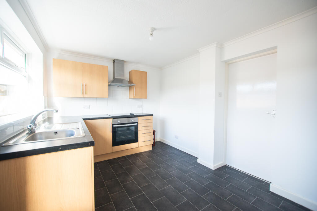 House in Hull - View 5