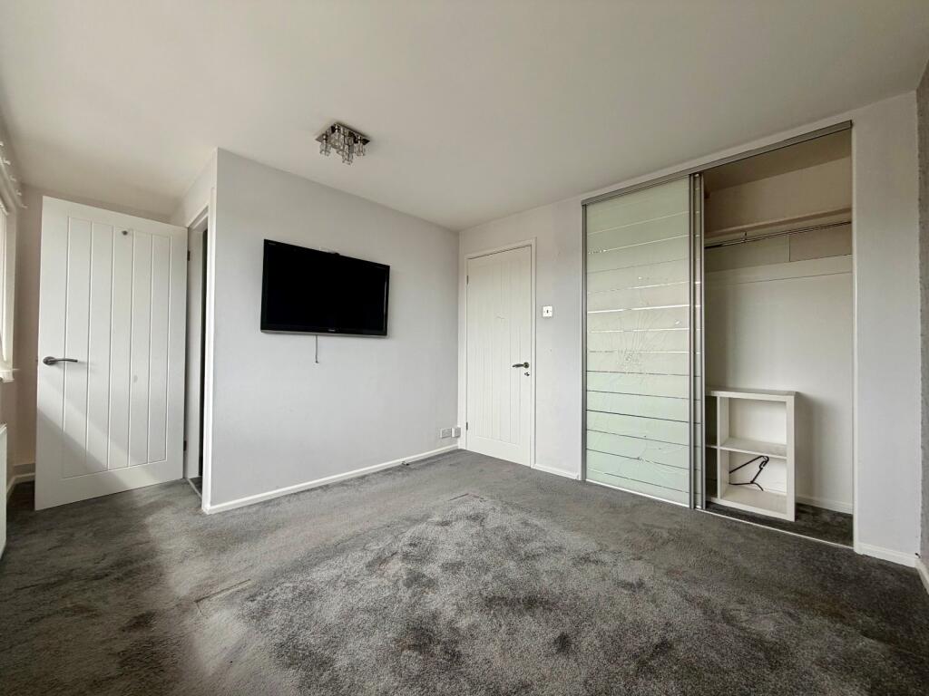 House in Newcastle upon Tyne, North Gosforth - More