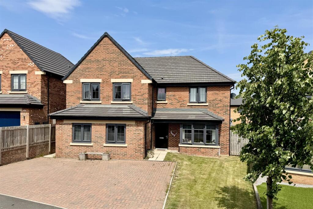 Main image of property: Creebeck Drive, Hurworth, Darlington, DL2 2JT