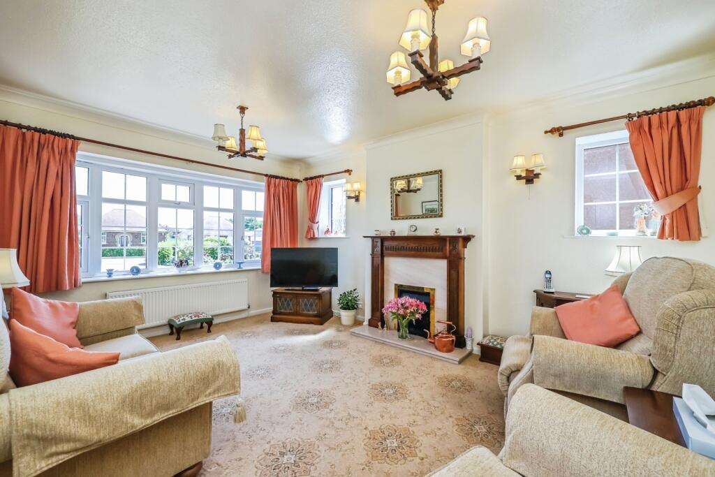House in Ashfield, Hucknall - View 4