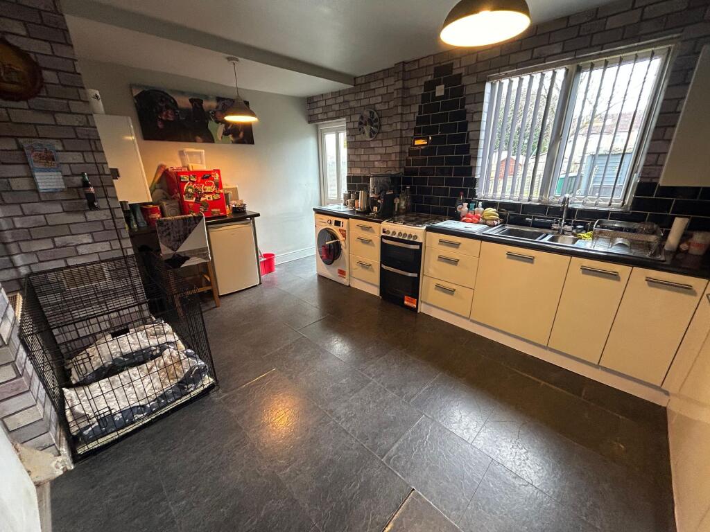 Capmartin Road, Radford, CV6 - View 5