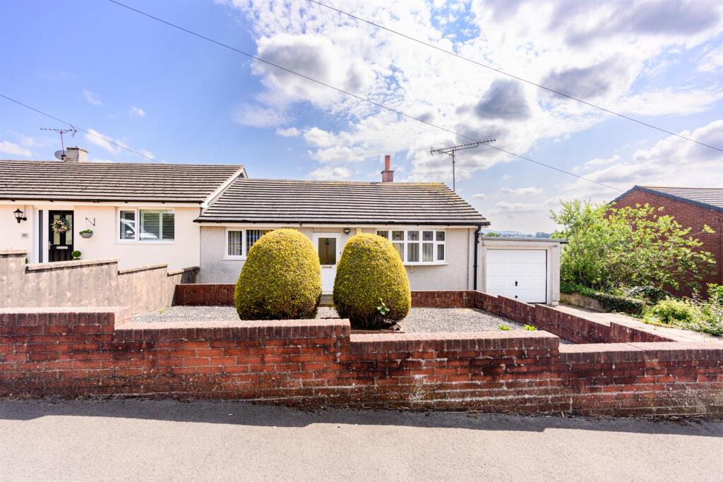 2-bed bungalow on Oaktree Crescent, Cockermouth, £210,000