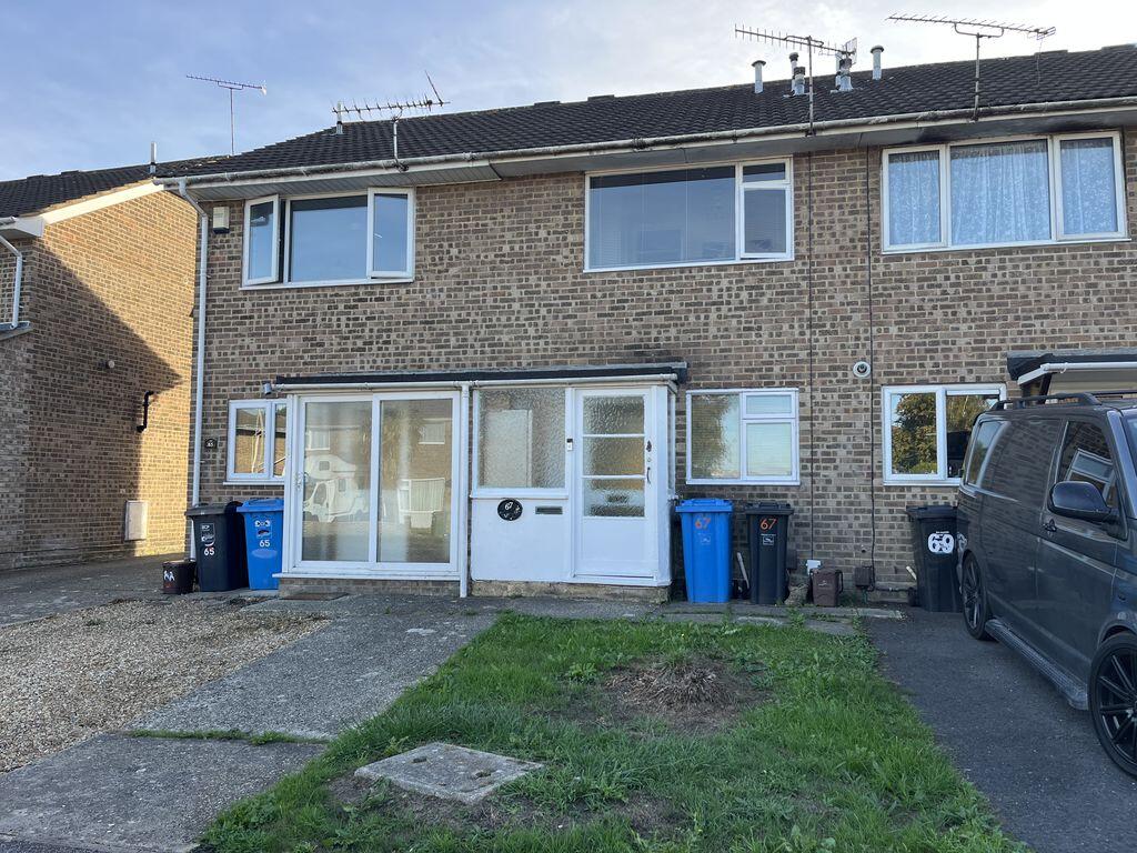 2-bed terraced on Inglesham Way, Hamworthy, Poole, £220,000