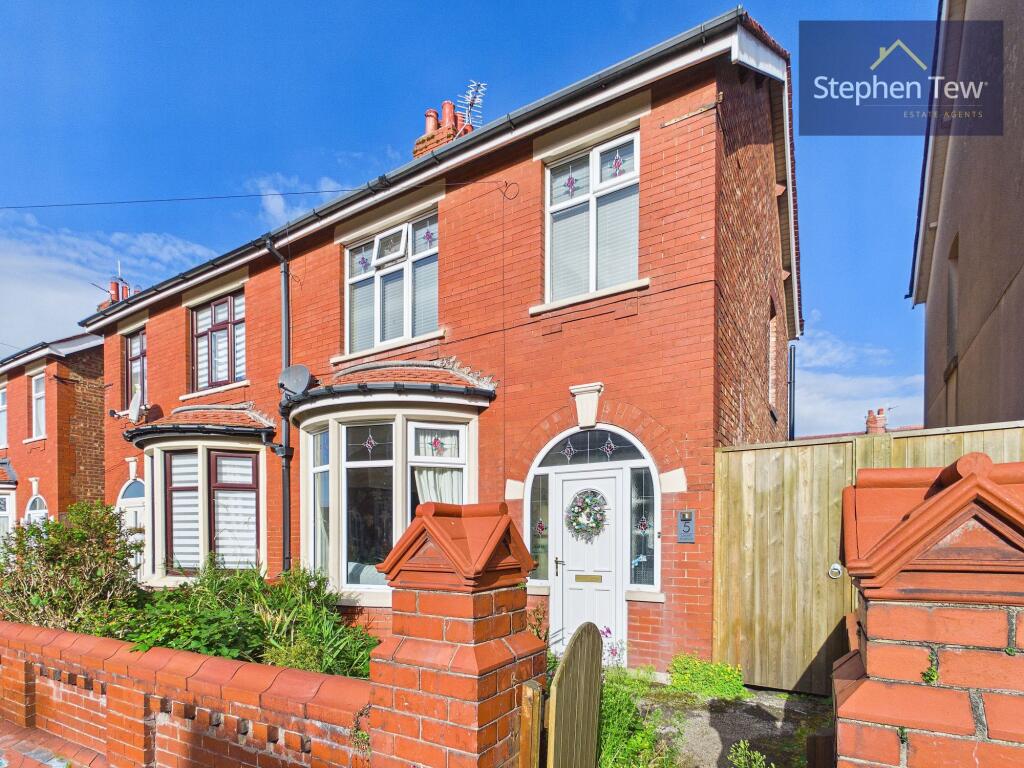3-bed semi-detached on Laurel Avenue, Blackpool, FY1, £160,000