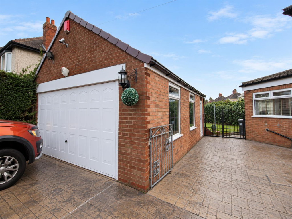 House in Darlington - View 2