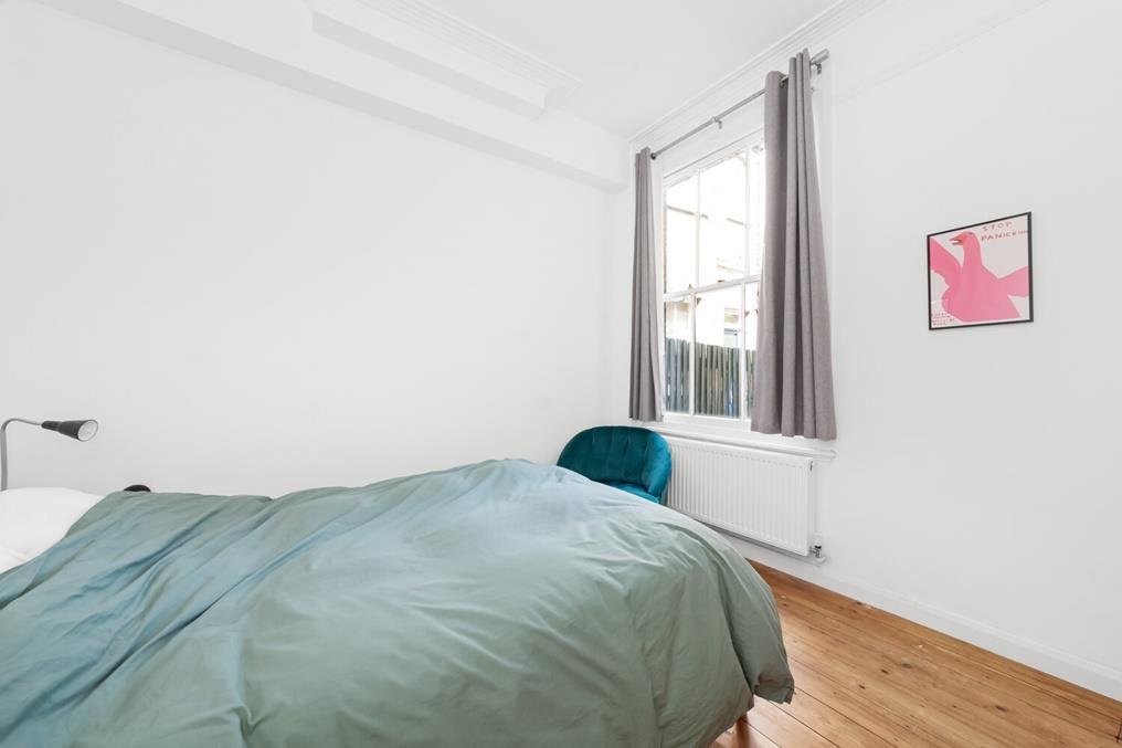 Apartment in London - More