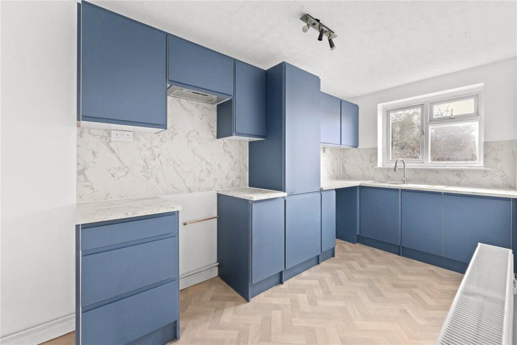Apartment in London - View 5