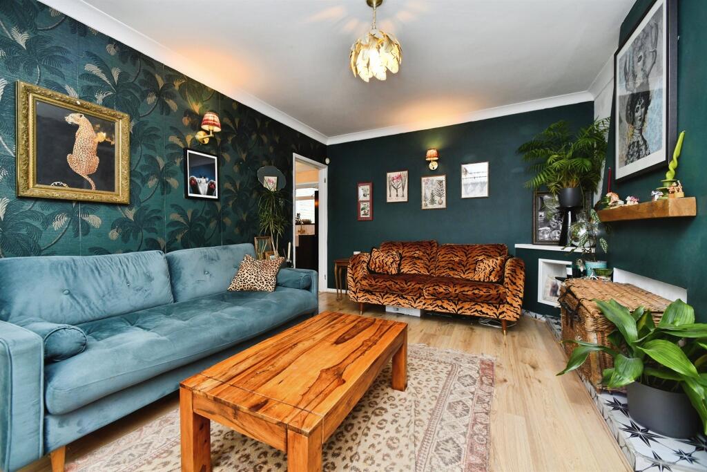 Main image of property: The Avenue, Brighton